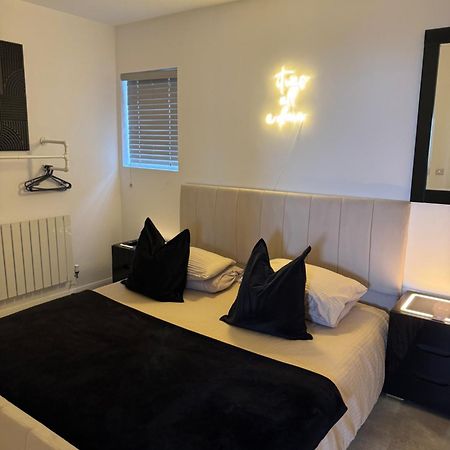 Terfyn Hall Aquarium Apartment 1 Prestatyn Buitenkant foto
